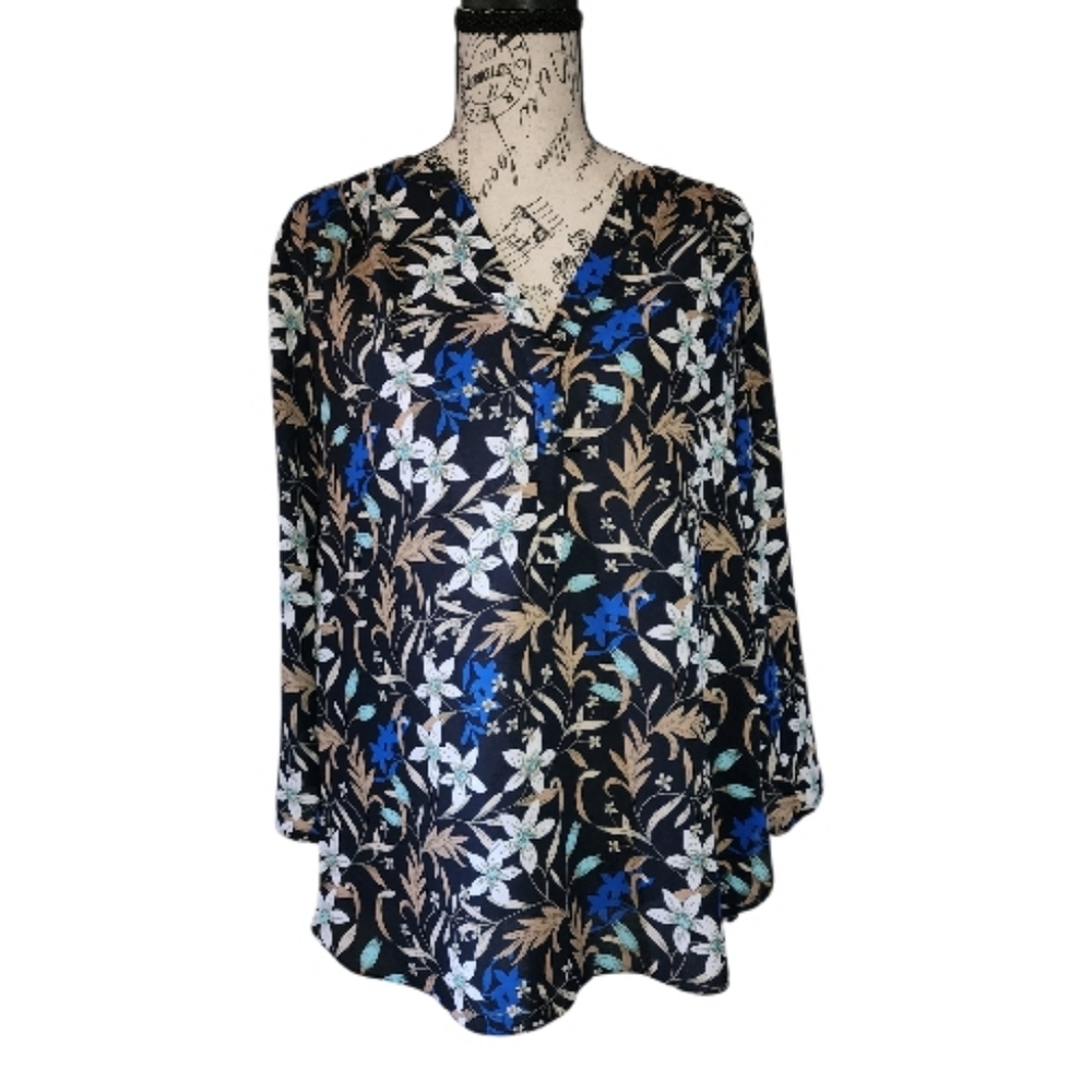 NWT NYDJ 3/4 Perfect Blouse, Small